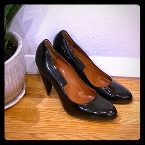 Lanvin color blocked patent leather pumps